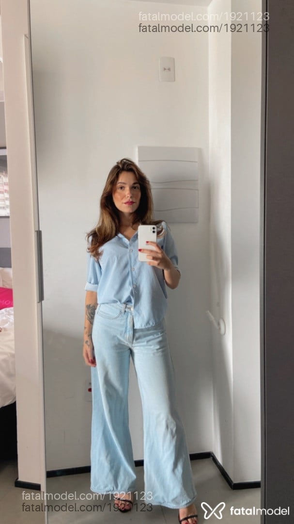 Acompanhante mulher loira (o) de olhos mel em São Paulo - Clara Fiorelli