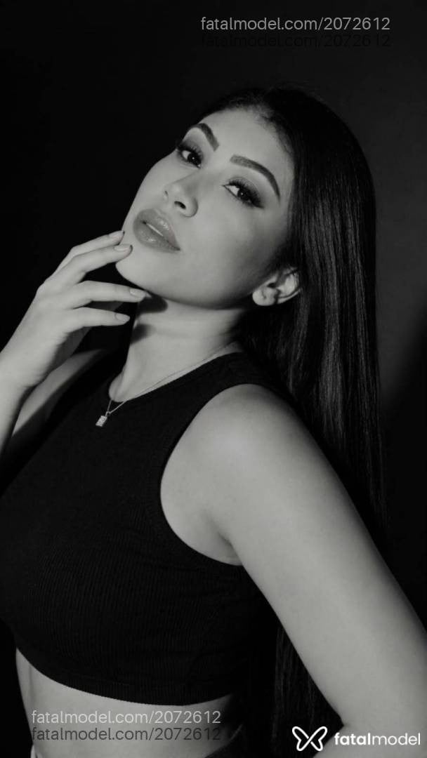 Acompanhante mulher morena (o) de olhos mel - Mila Santori