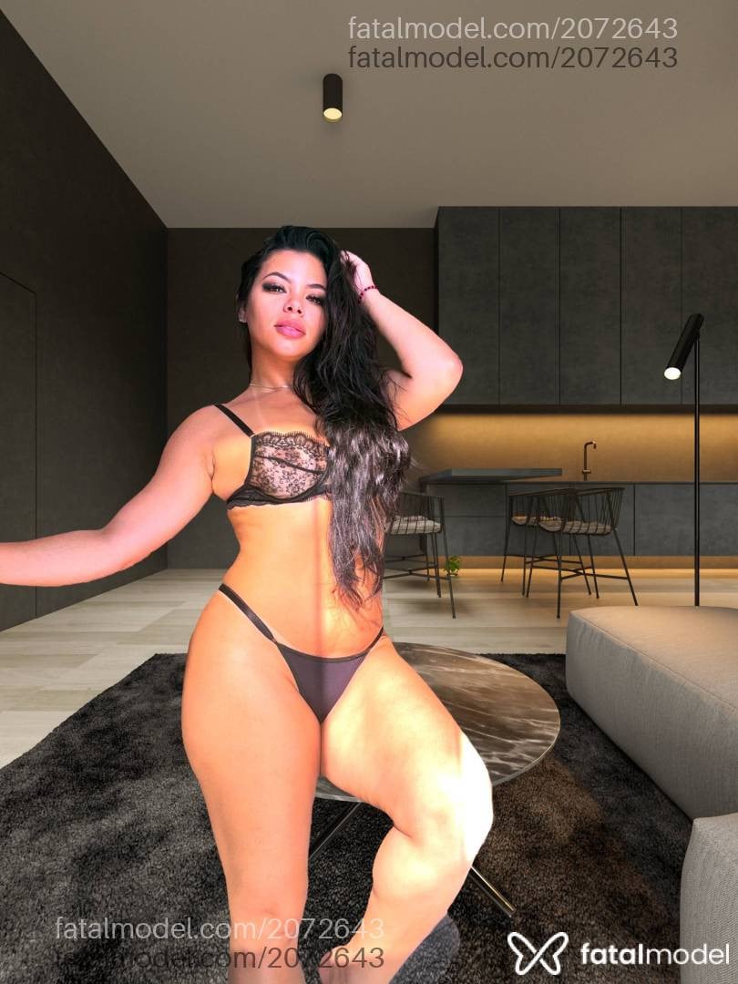 Acompanhante mulher loira (o) de olhos mel - Vivi Fernandes