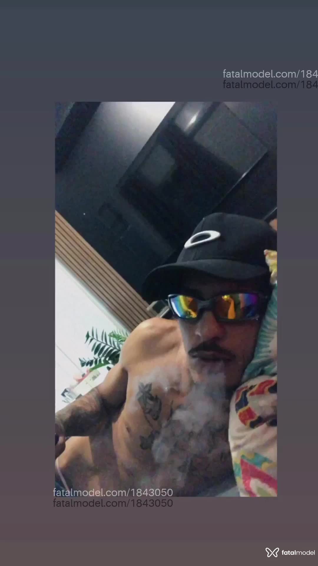 Acompanhante homem morena (o) de olhos pretos - Paiva