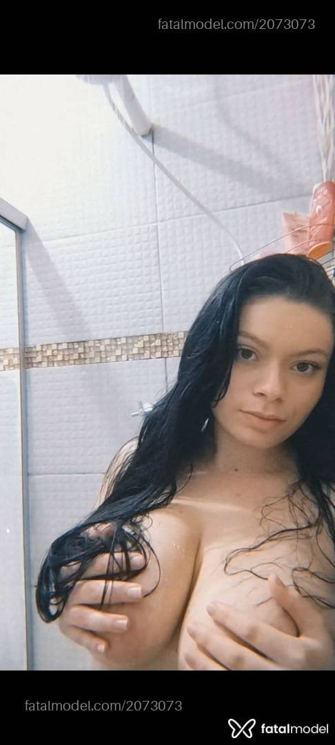 Acompanhante mulher morena (o) de olhos verdes - Ana Clara