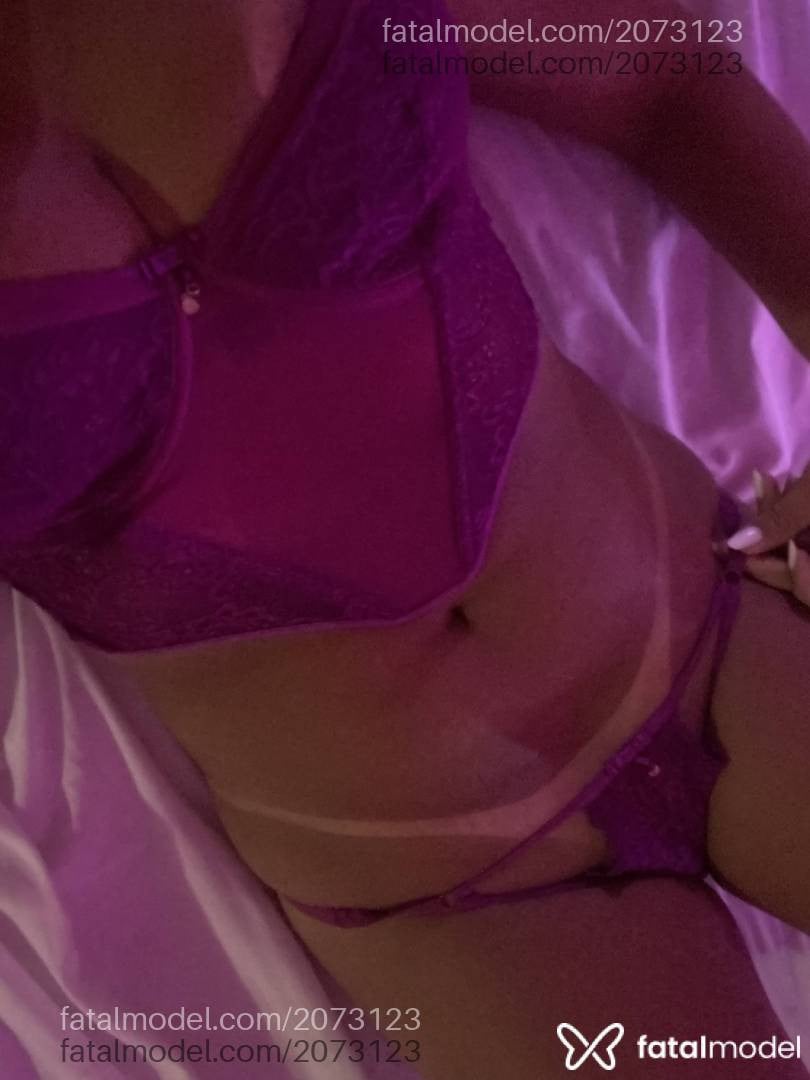 Acompanhante mulher morena (o) de olhos mel - Bianca
