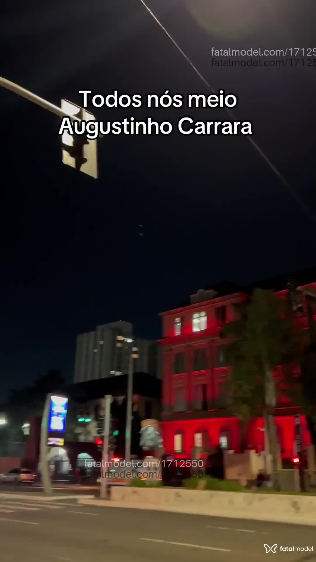Acompanhante mulher com cabelo castanho de olhos castanhos em São Paulo - Isa