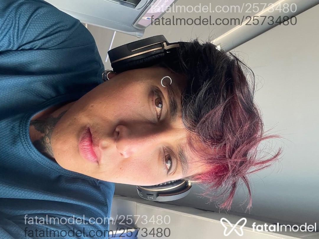 Acompanhante homem morena (o) de olhos castanhos em Brasília - Lucas Alves