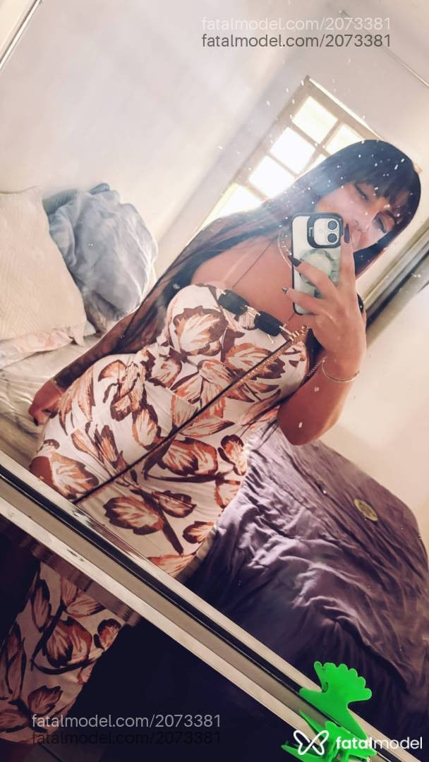 Acompanhante mulher trans morena (o) de olhos verdes - Amanda Latorre