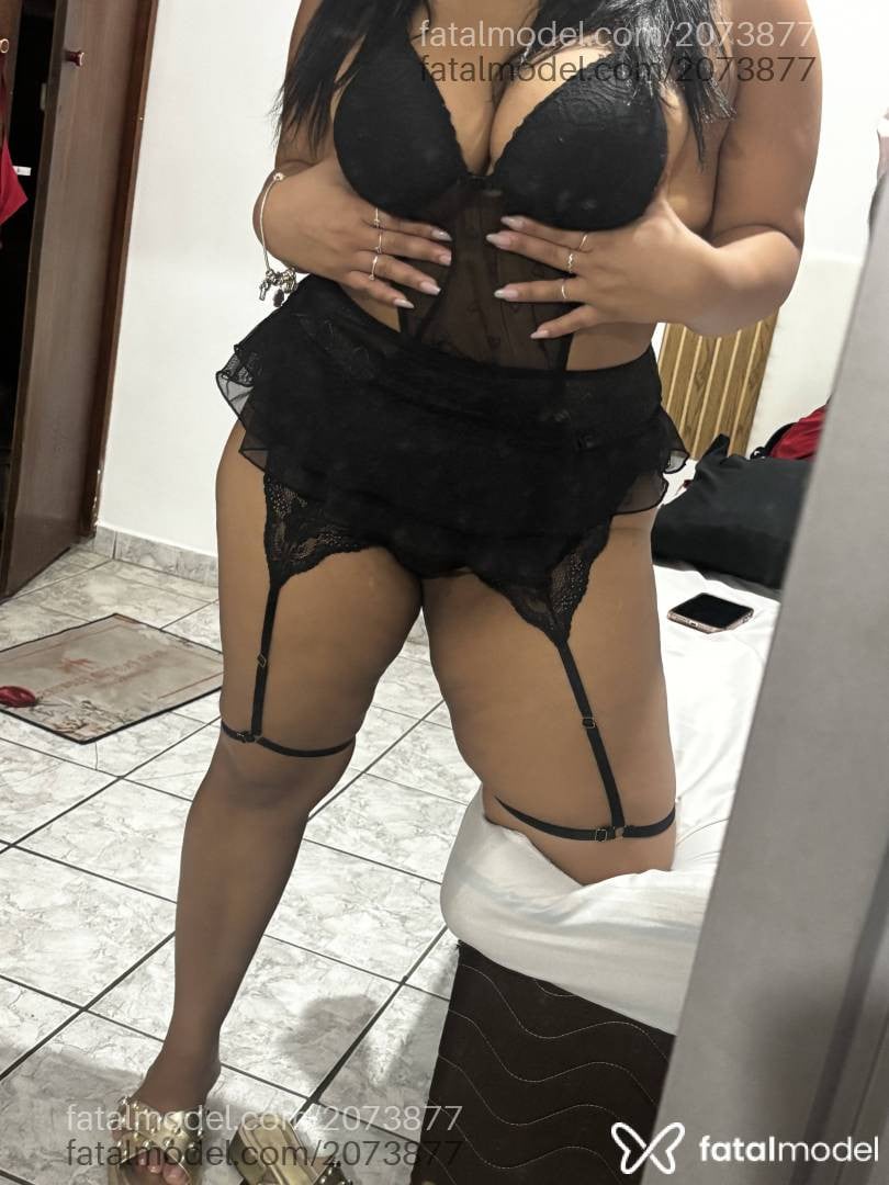 Acompanhante mulher morena (o) de olhos castanhos - Bianca Moura