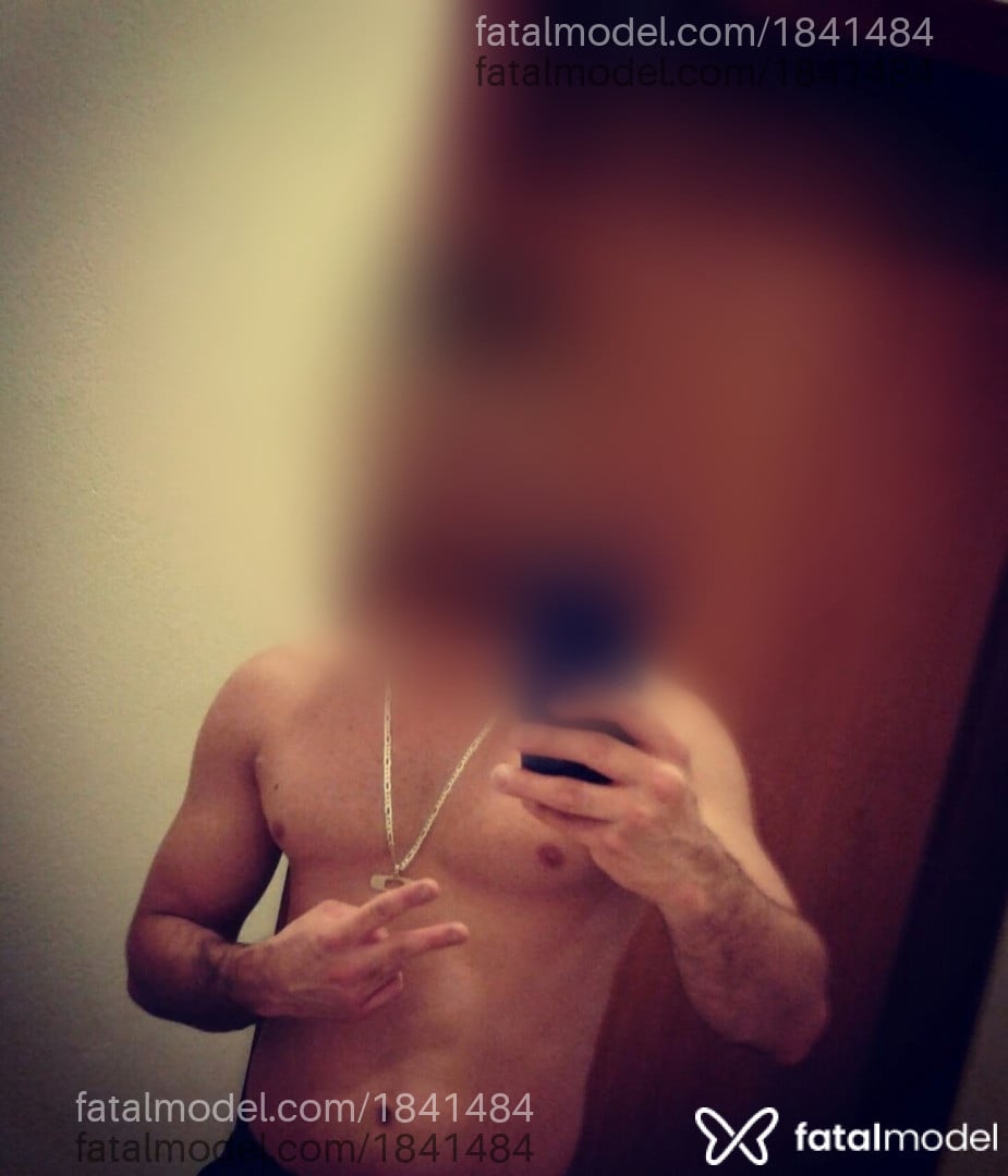 Acompanhante homem com cabelo castanho de olhos castanhos em Mogi Guaçu - Felipe Diol