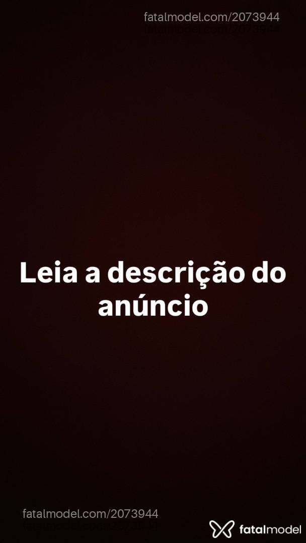 Acompanhante mulher trans com cabelo castanho de olhos mel - Jady Sales