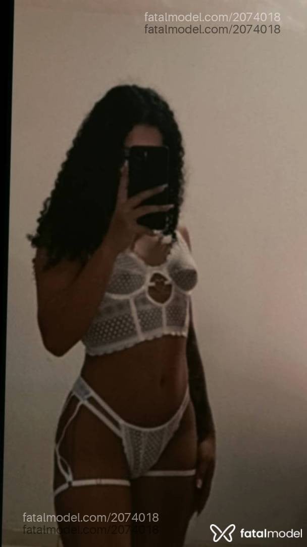 Acompanhante mulher morena (o) de olhos pretos - Viviane Stefany Acompanhante mulher morena (o) de olhos pretos - Viviane Stefany