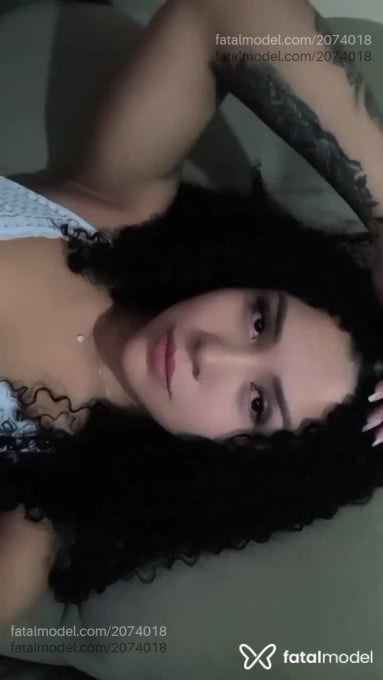 Acompanhante mulher morena (o) de olhos pretos - Viviane Stefany Acompanhante mulher morena (o) de olhos pretos - Viviane Stefany