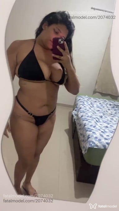 Acompanhante mulher morena (o) de olhos mel em Luís Eduardo Magalhães - Bruna