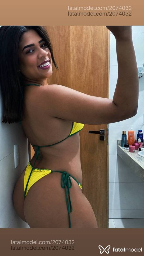 Acompanhante mulher morena (o) de olhos mel - Bruna
