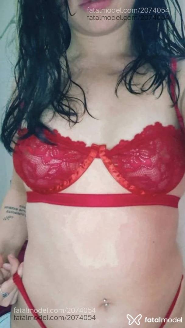 Acompanhante mulher morena (o) de olhos castanhos - Hanna