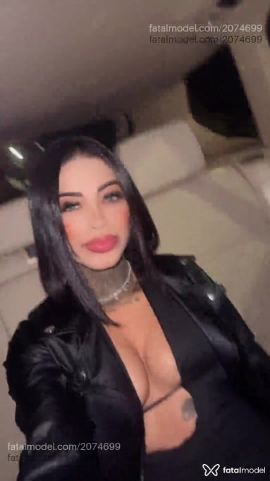 Acompanhante mulher morena (o) de olhos pretos - Belinha Acompanhante mulher morena (o) de olhos pretos - Belinha