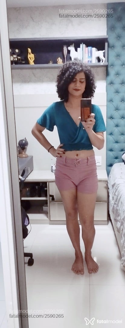 Acompanhante mulher trans com cabelo castanho de olhos castanhos em São Paulo - Tayssa