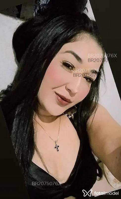 Acompanhante mulher morena (o) de olhos castanhos - Sara Botelho Acompanhante mulher morena (o) de olhos castanhos - Sara Botelho