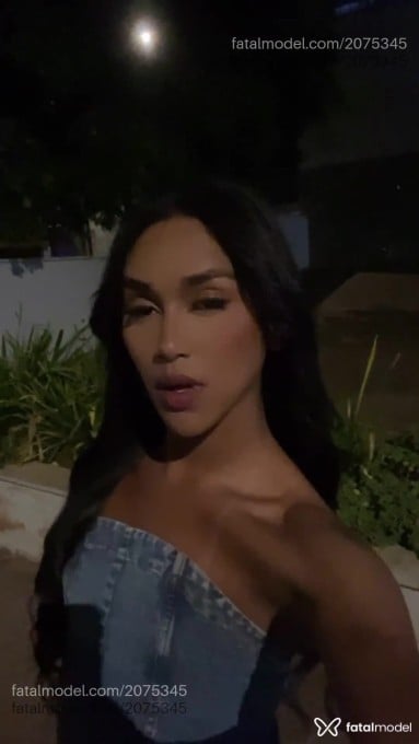 Acompanhante mulher trans morena (o) de olhos pretos em Uberlândia - Anny Yasmin