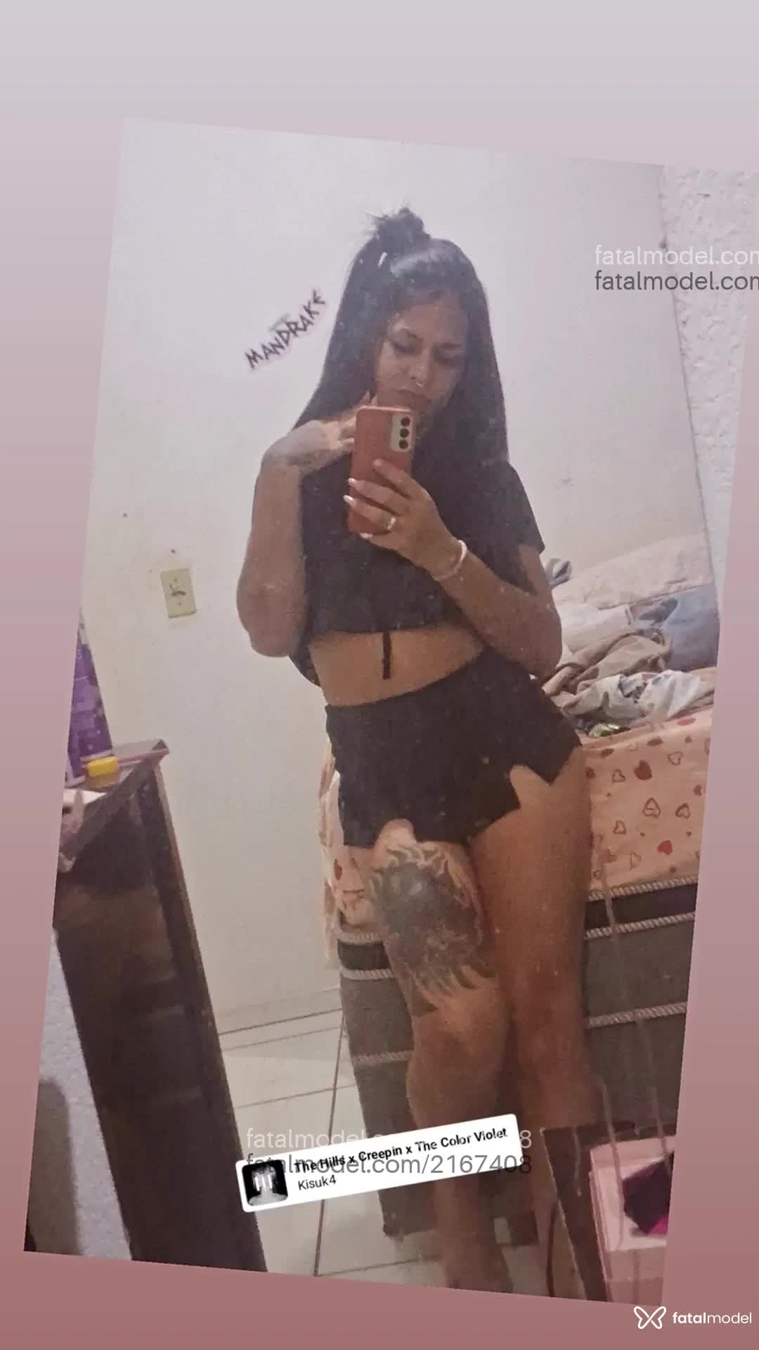 Acompanhante mulher trans com cabelo castanho de olhos mel - Sthefany Hills Acompanhante mulher trans com cabelo castanho de olhos mel - Sthefany Hills