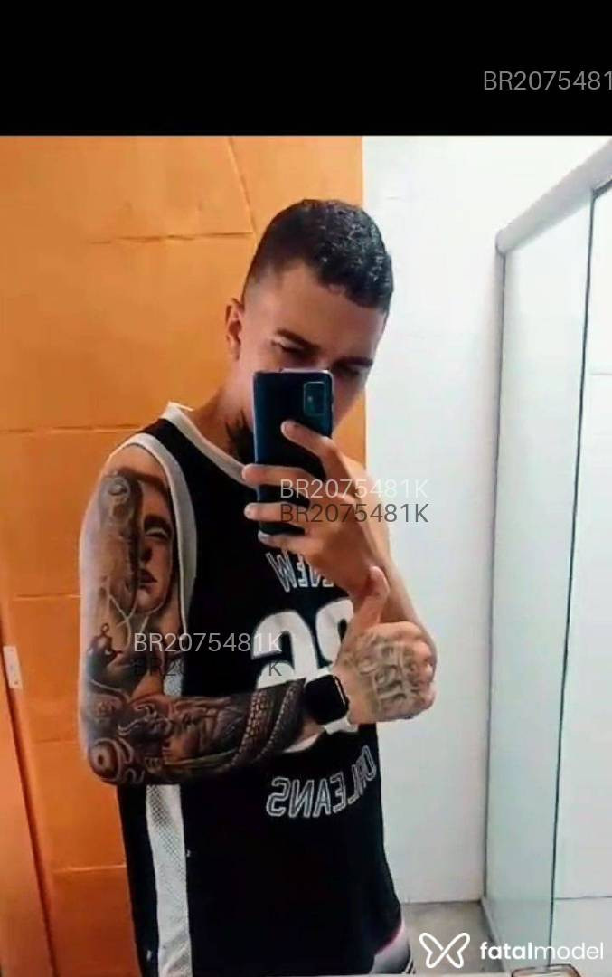 Acompanhante homem morena (o) de olhos castanhos - Erosmassoterapeuta Acompanhante homem morena (o) de olhos castanhos - Erosmassoterapeuta