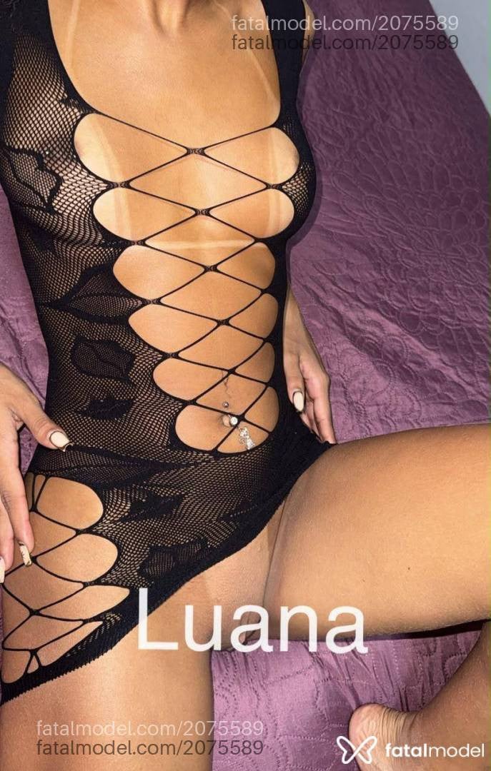 Acompanhante mulher com cabelo castanho de olhos castanhos - Luanna Alves