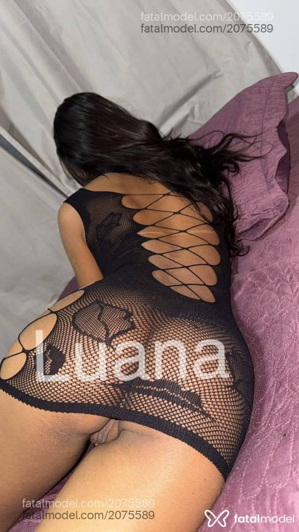 Acompanhante mulher com cabelo castanho de olhos castanhos - Luanna Alves