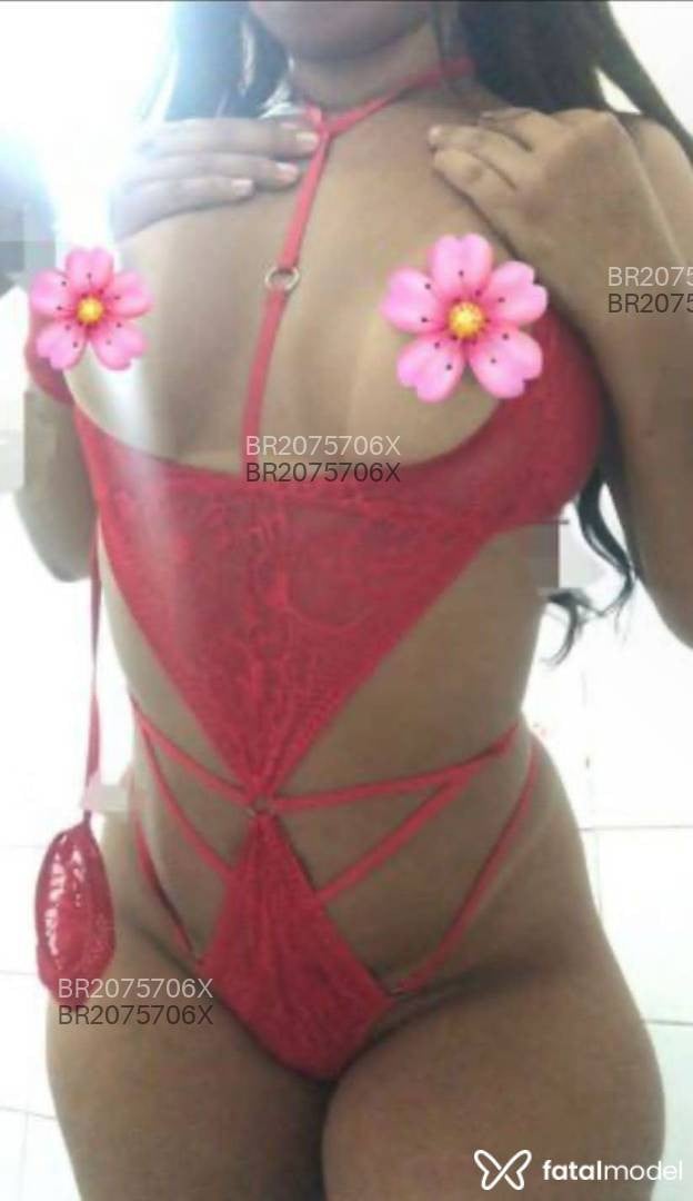 Acompanhante mulher morena (o) de olhos castanhos em Barretos - Giulia
