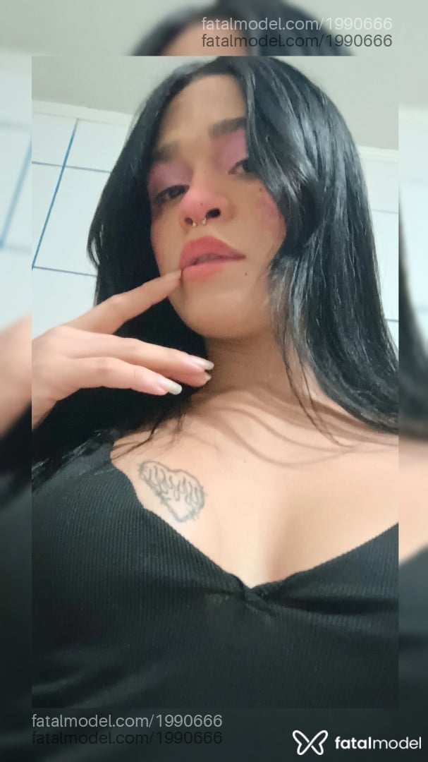 Acompanhante mulher trans morena (o) de olhos pretos - Tasha Acompanhante mulher trans morena (o) de olhos pretos - Tasha
