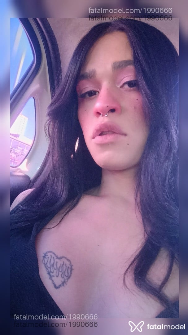 Acompanhante mulher trans morena (o) de olhos pretos - Tasha Acompanhante mulher trans morena (o) de olhos pretos - Tasha