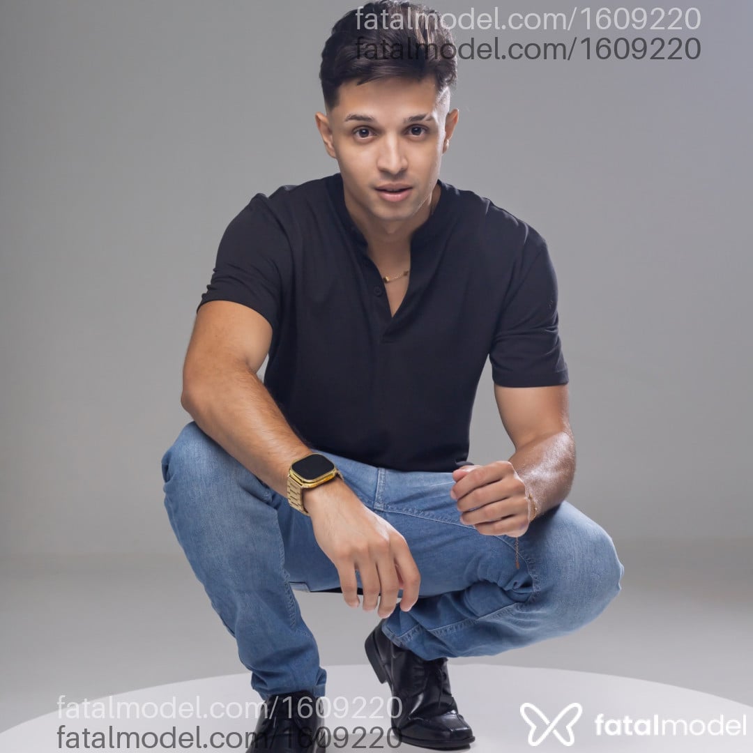 Acompanhante homem com cabelo castanho de olhos castanhos em São Paulo Acompanhante homem com cabelo castanho de olhos castanhos em São Paulo - Rodrigo