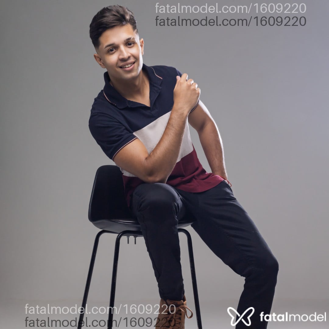 Acompanhante homem com cabelo castanho de olhos castanhos em São Paulo Acompanhante homem com cabelo castanho de olhos castanhos em São Paulo - Rodrigo