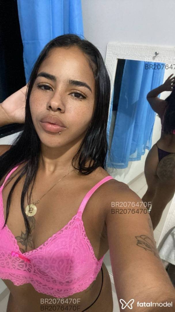 Acompanhante mulher morena (o) de olhos castanhos - Elisa Acompanhante mulher morena (o) de olhos castanhos - Elisa