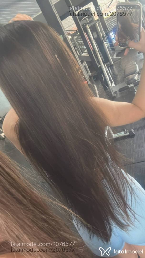 Acompanhante mulher com cabelo castanho de olhos castanhos em Goiânia - Melissa