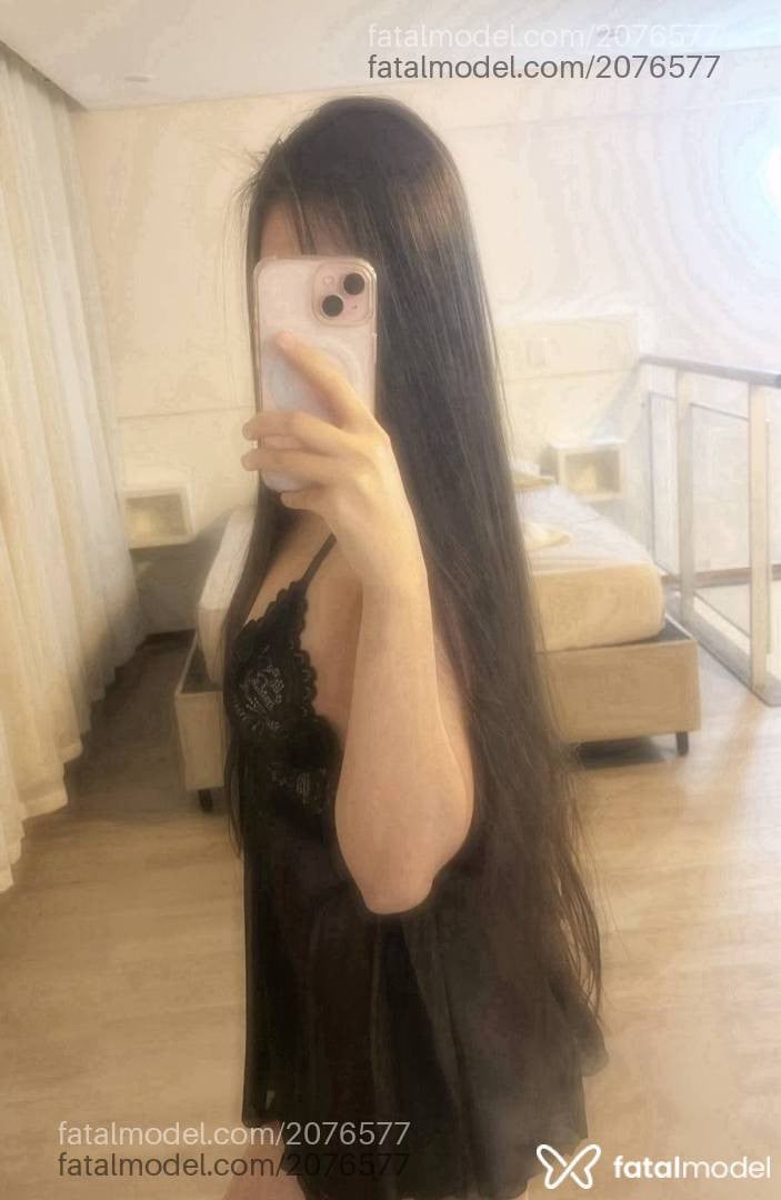 Acompanhante mulher com cabelo castanho de olhos castanhos em Goiânia - Melissa