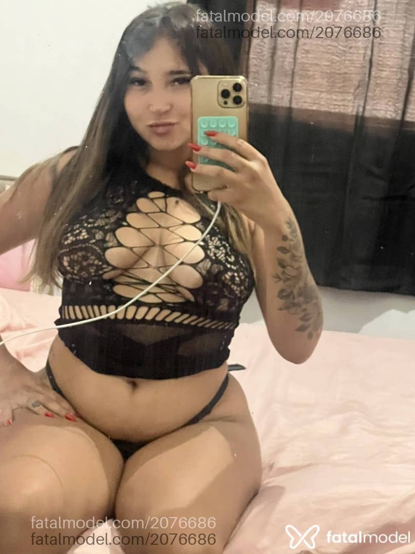 Acompanhante mulher com cabelo castanho de olhos mel em Itabira - Bia Miranda