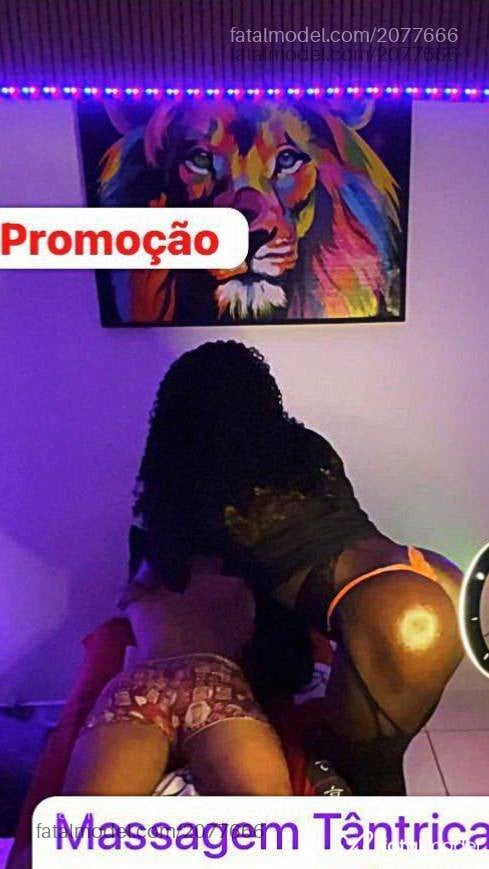 Acompanhante mulher trans morena (o) de olhos pretos - Sabryna
