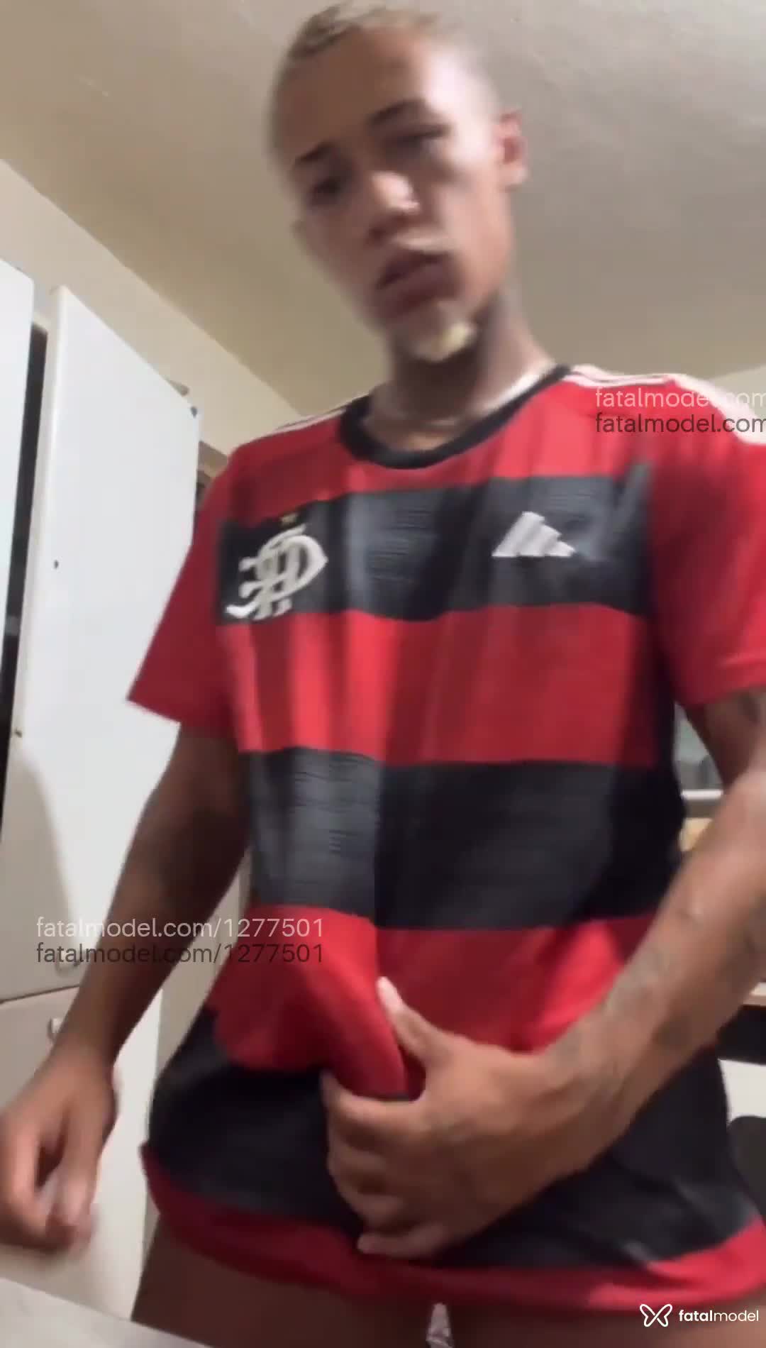 Acompanhante homem com cabelo castanho de olhos castanhos em Rio de Janeiro - Bruninho