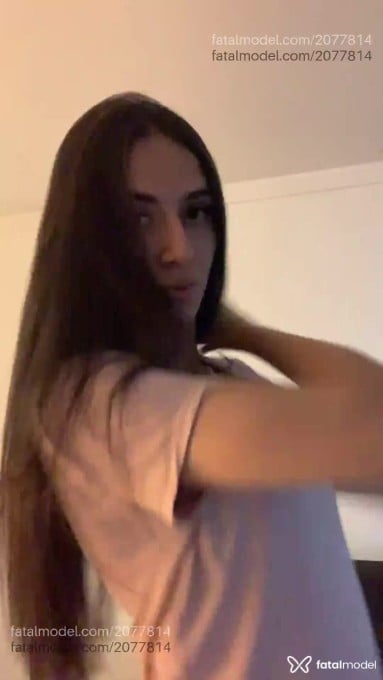 Acompanhante mulher trans com cabelo castanho de olhos castanhos em São Paulo - Elisa Bonucci
