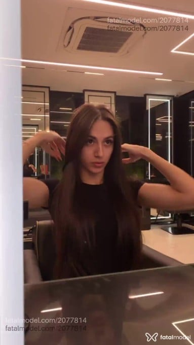 Acompanhante mulher trans com cabelo castanho de olhos castanhos em São Paulo - Elisa Bonucci
