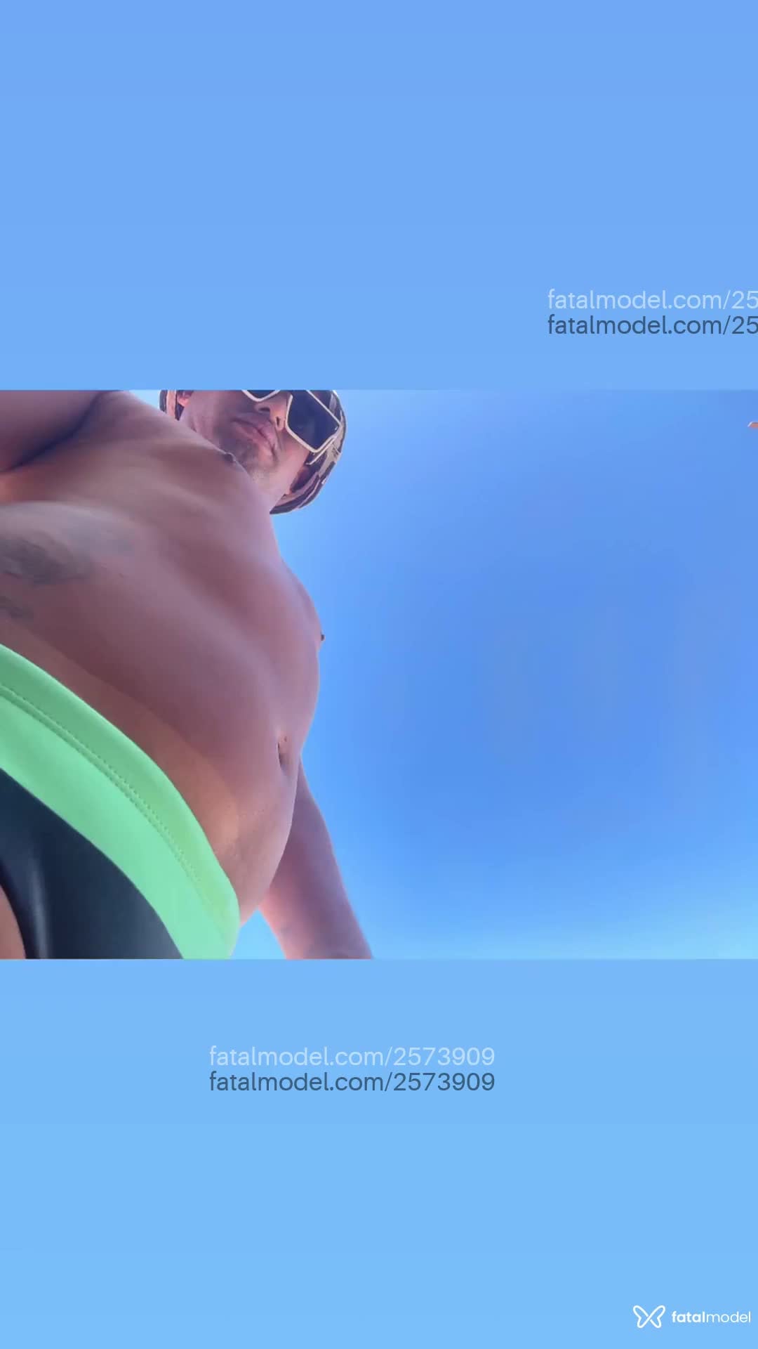 Acompanhante homem morena (o) de olhos castanhos em Porto Alegre - Lucas Oliveira