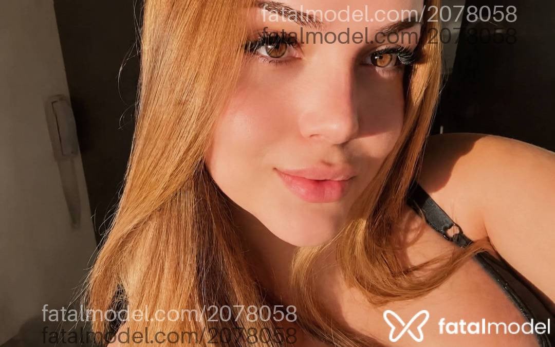 Acompanhante mulher trans loira (o) de olhos mel em São Paulo Acompanhante mulher trans loira (o) de olhos mel em São Paulo - Mariana Moskov