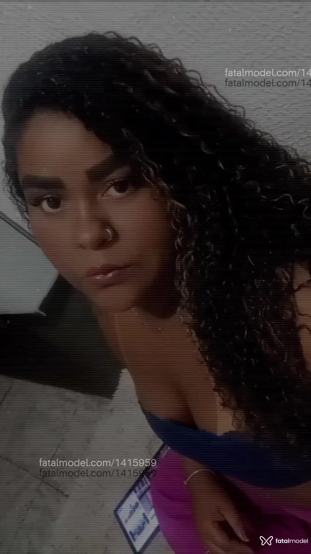 Acompanhante mulher com cabelo castanho de olhos pretos - Mel Mendes