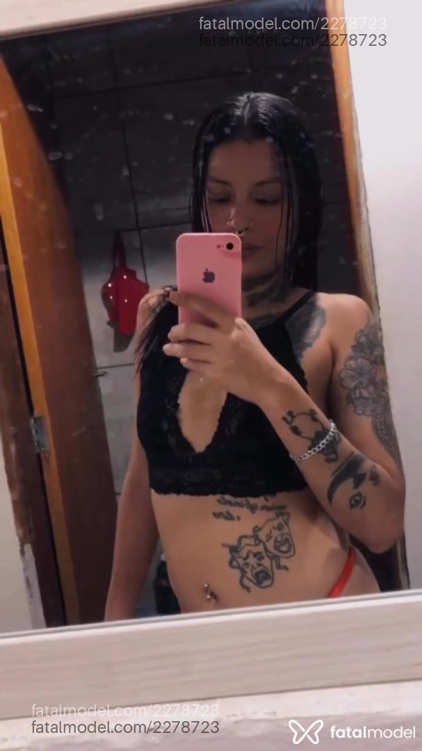 Acompanhante mulher com cabelo castanho de olhos pretos em Dracena - Maaya