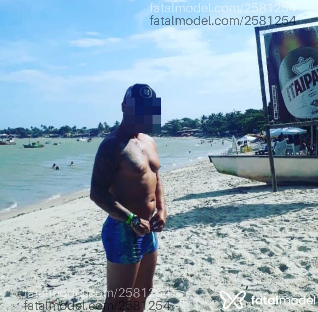 Acompanhante homem morena (o) de olhos castanhos em Florianópolis - Artur