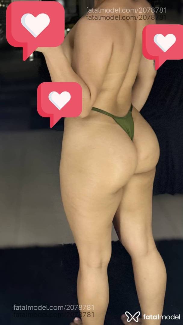 Acompanhante mulher com cabelo castanho de olhos castanhos - Mirella