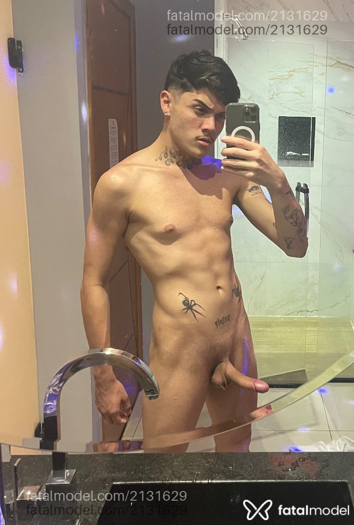 Acompanhante homem morena (o) de olhos castanhos em São Paulo - Binho