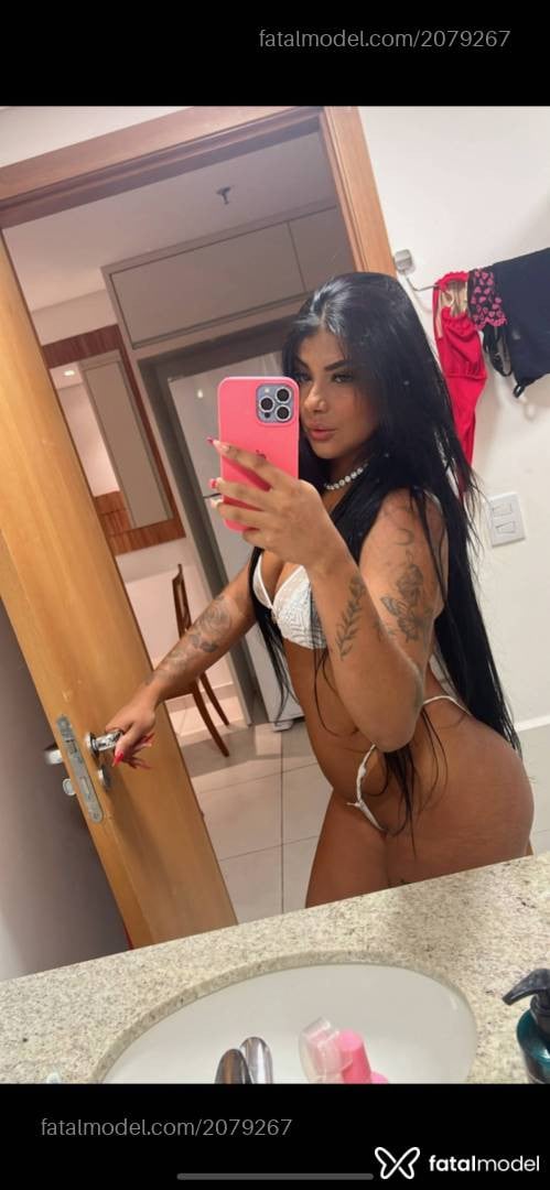 Acompanhante mulher morena (o) de olhos pretos em Campo Novo do Parecis - Alana Salles