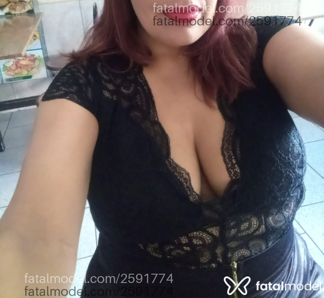 Acompanhante mulher ruiva (o) de olhos verdes em Curitiba Acompanhante mulher ruiva (o) de olhos verdes em Curitiba - Melissa