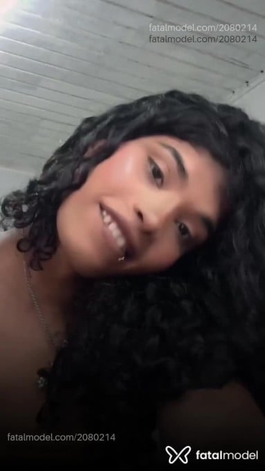 Acompanhante homem trans morena (o) de olhos cinza em Palmas - Aurora