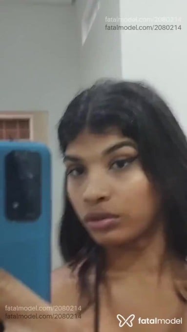 Acompanhante homem trans morena (o) de olhos cinza em Palmas - Aurora