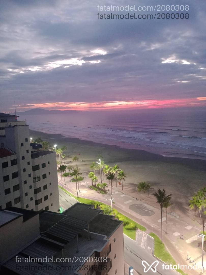 Acompanhante mulher com cabelo castanho de olhos pretos em Praia Grande - Negona